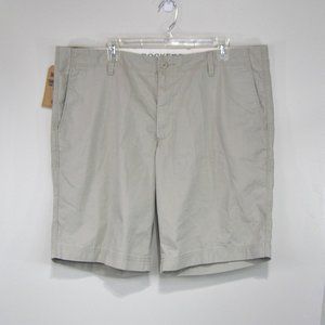 DOCKERS KHAKI SHORTS SIZE 40 FLAT FRONT